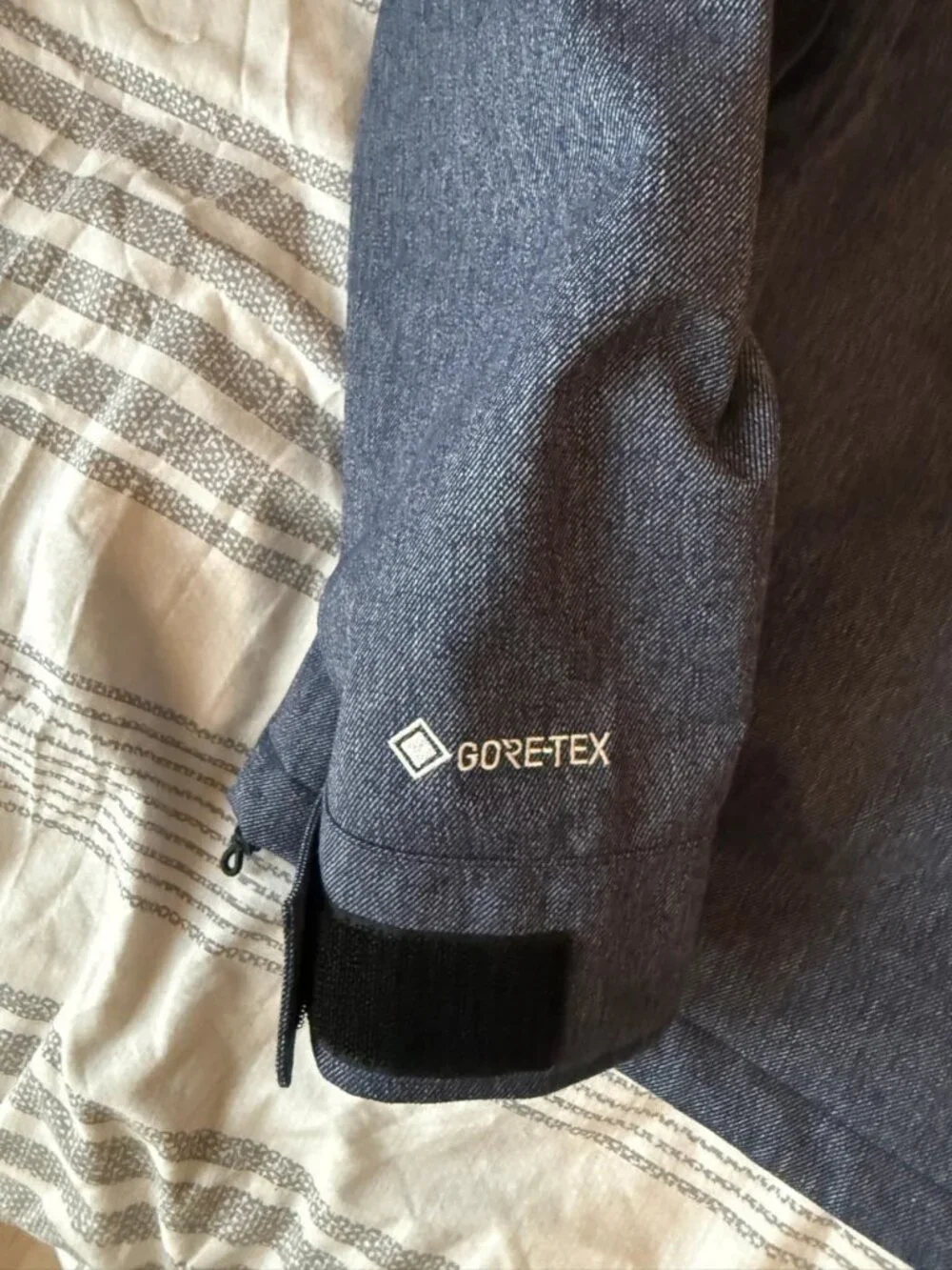 The North Face GORE-TEX Waterproof Jacket Blue Size L